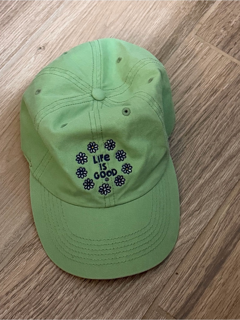 Life Is Good Green Daisy Flowers Logo Chill Cap Adjustable Hat